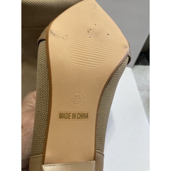 New Bella Knit Kitten Heel Ankle Boot With Pointed Toe And Decorative Gold Chain - Picture 5 of 5